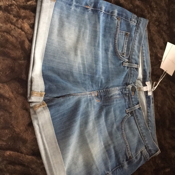 Jean Shorts - Picture 2 of 2